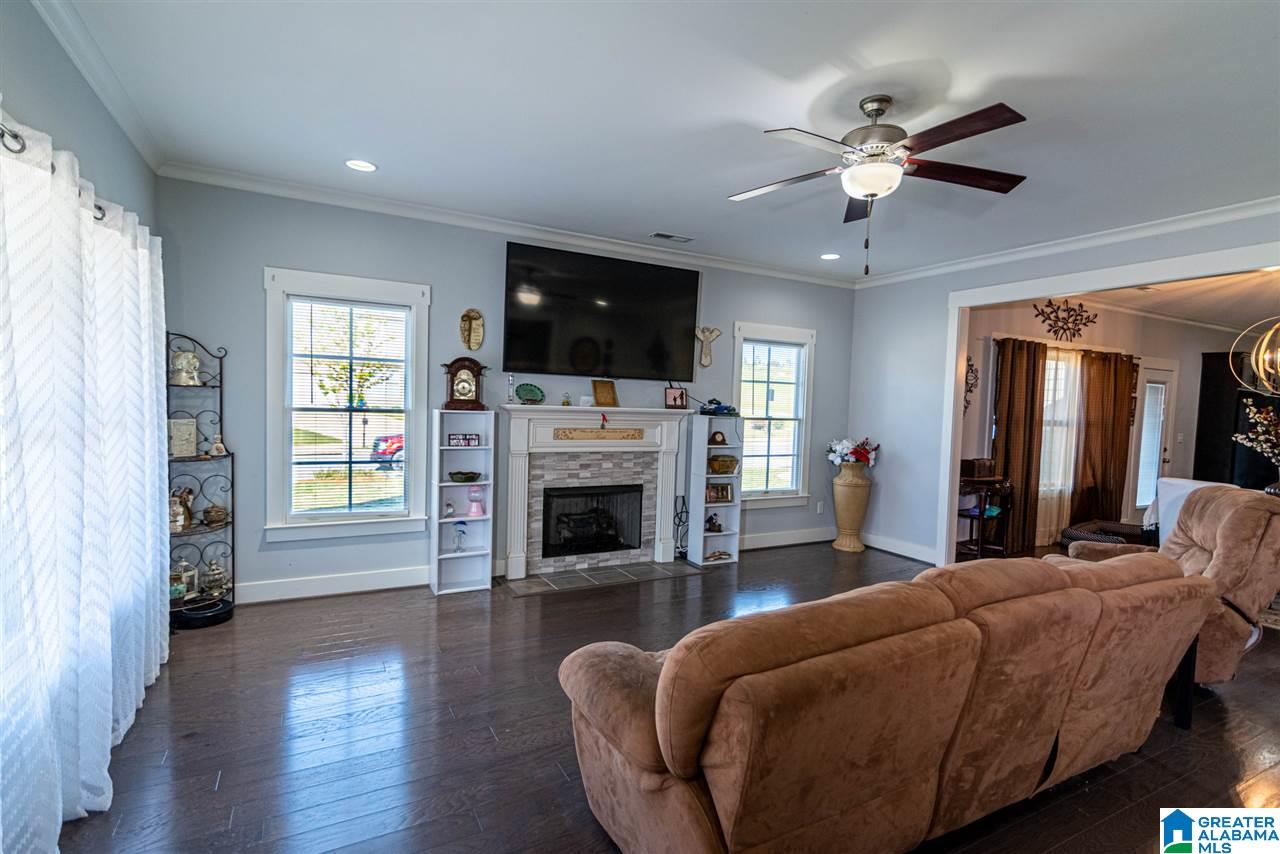 636 Grayson Place Chelsea, AL 35043 - Photo 3 of 42