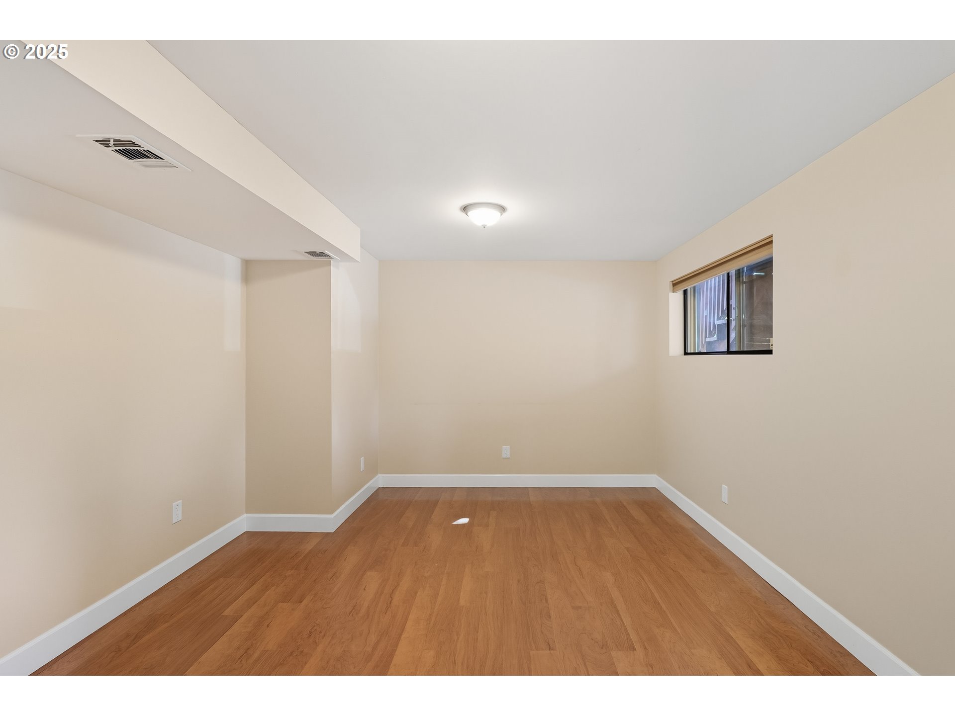 17909 Northeast Everett Court Portland, OR 97230 - Photo 18 of 25 a view of an empty room