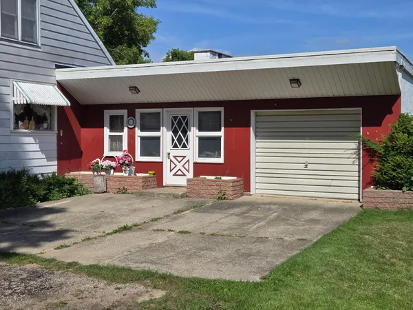 $190,000 | 404 East Euclid Street, McBain, MI 49657