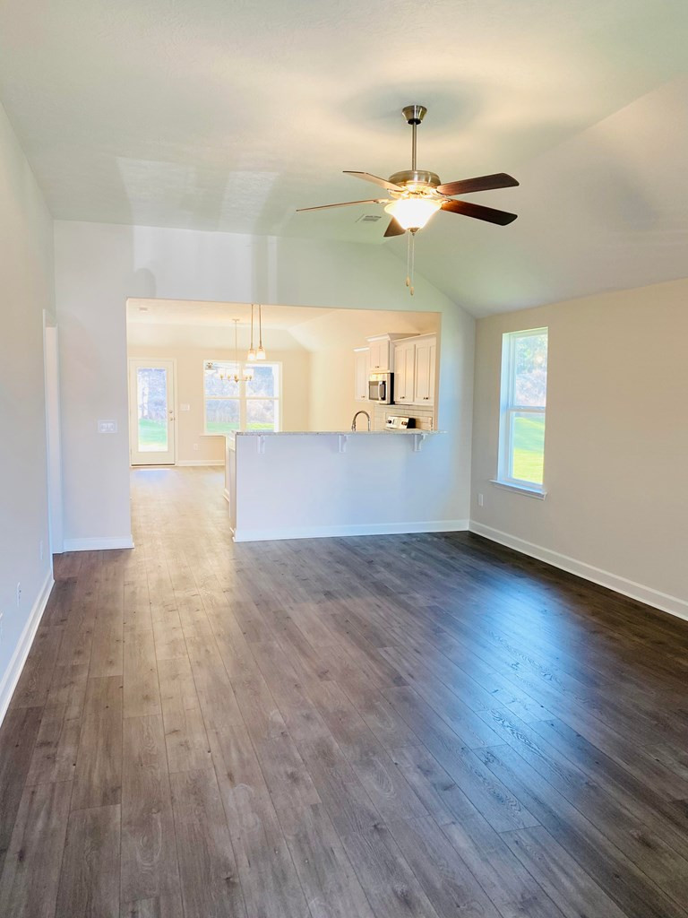 554 Schaver Loop Aiken, SC 29803 - Photo 10 of 34