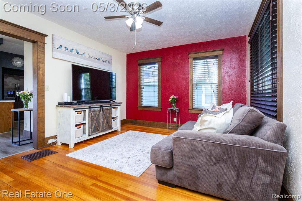 308 North Prospect Road Ypsilanti, MI 48198 - Photo 9 of 59 Gallery Image 9
