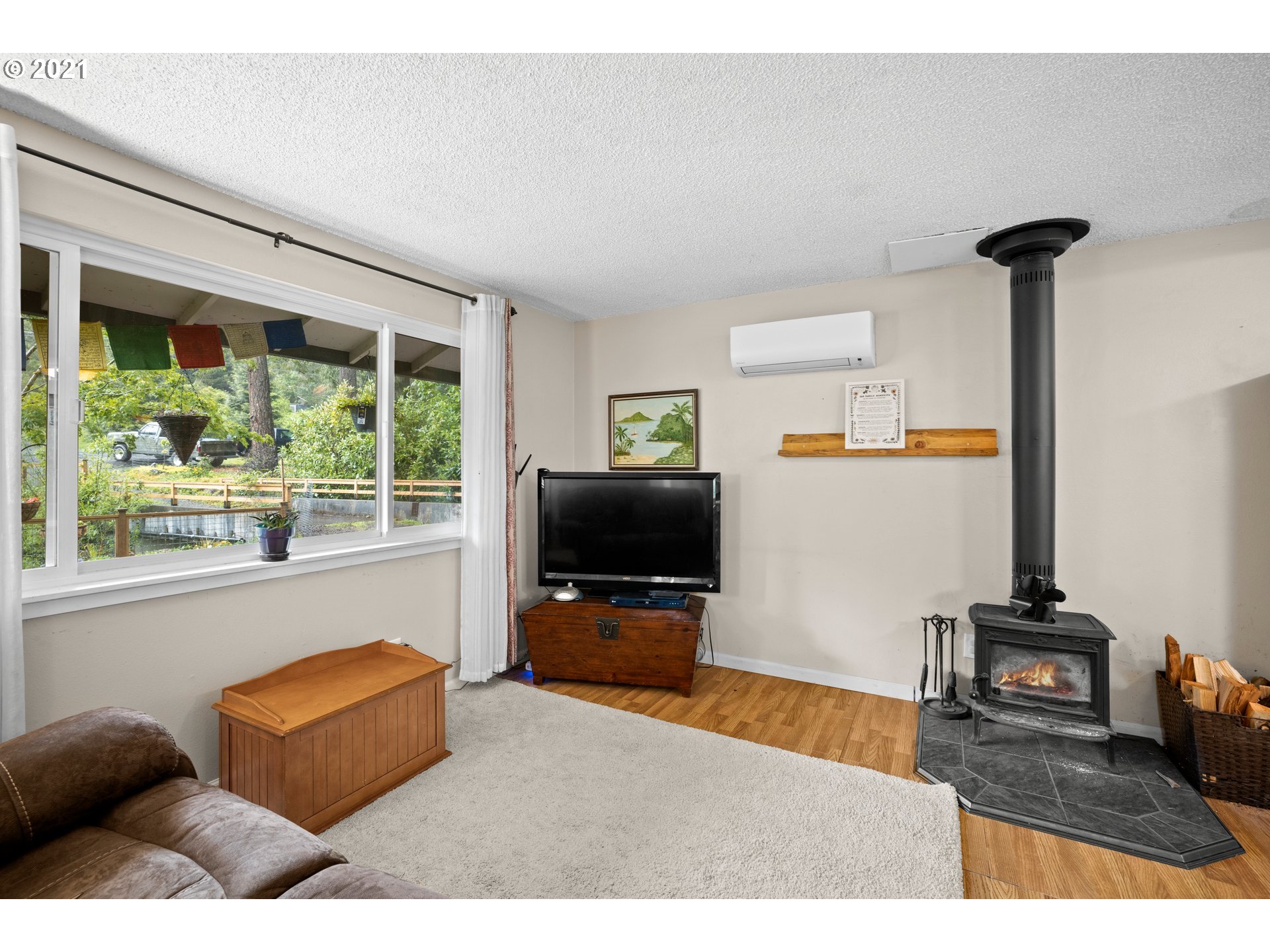 15802 South Neibur Road Oregon City, OR 97045 - Photo 6 of 32 Gallery Image 6
