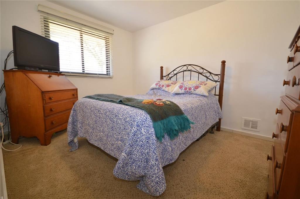 1139 Washington Road Pittsburgh, PA 15228 - Photo 14 of 23 Gallery Image 14