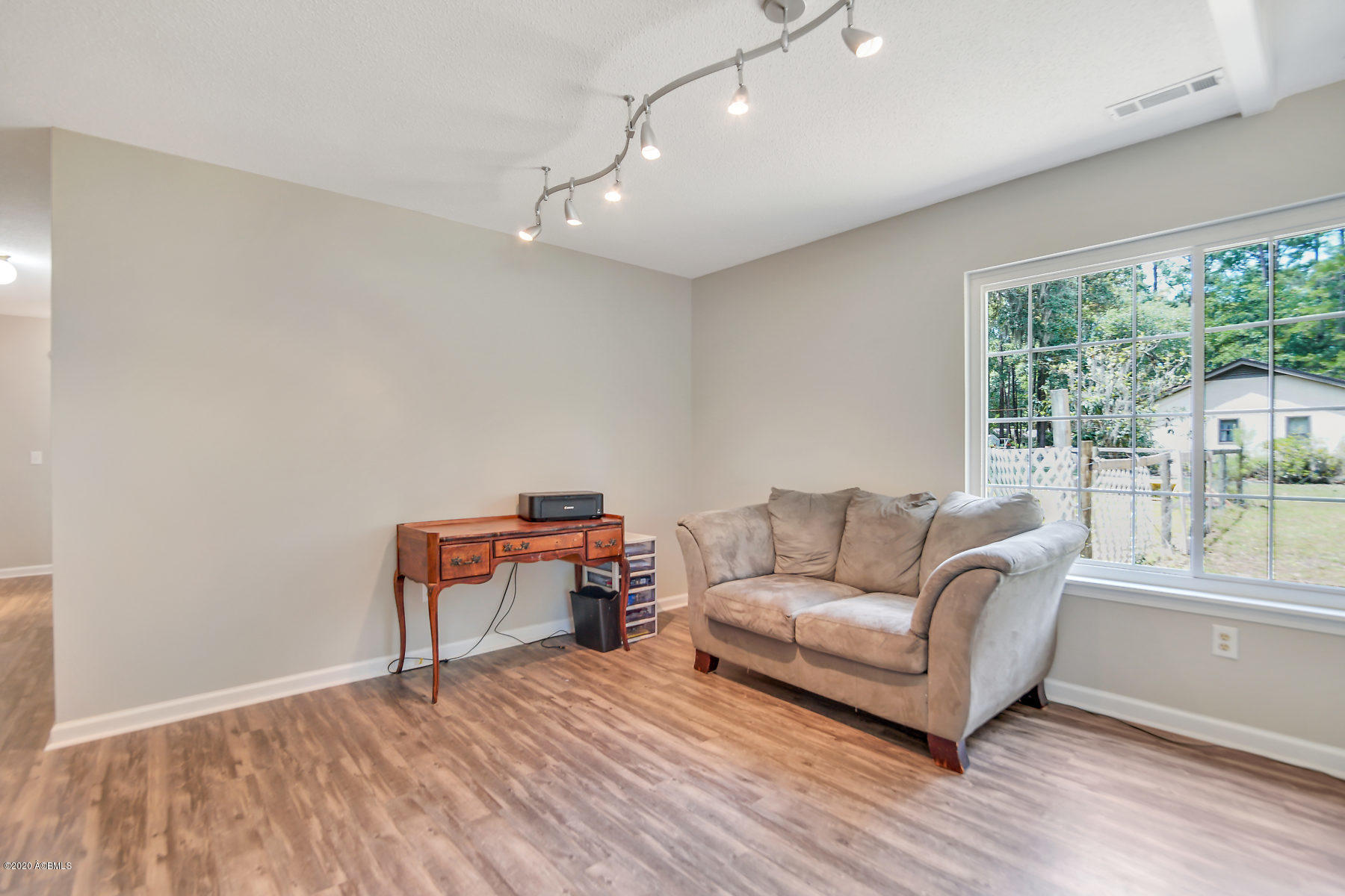 68 Alumni Road Beaufort, SC 29907 - Photo 11 of 40 DSC07943-SMALL