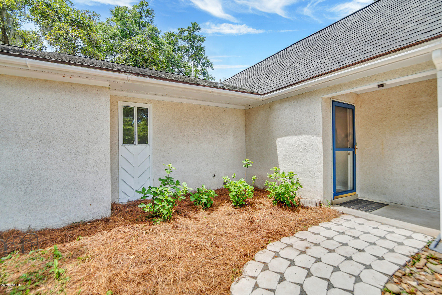 68 Alumni Road Beaufort, SC 29907 - Photo 3 of 40 DSC07903-SMALL