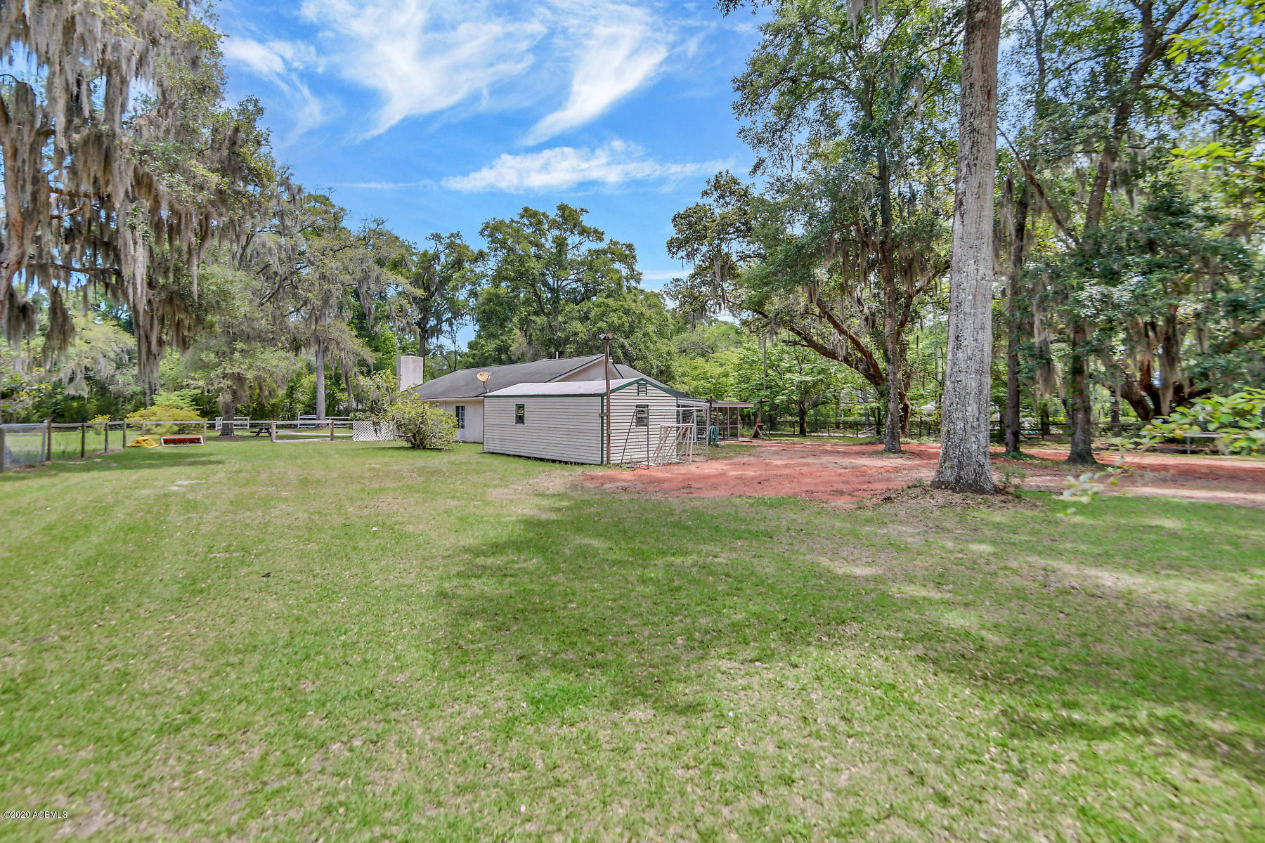68 Alumni Road Beaufort, SC 29907 - Photo 33 of 40 DSC08097-SMALL
