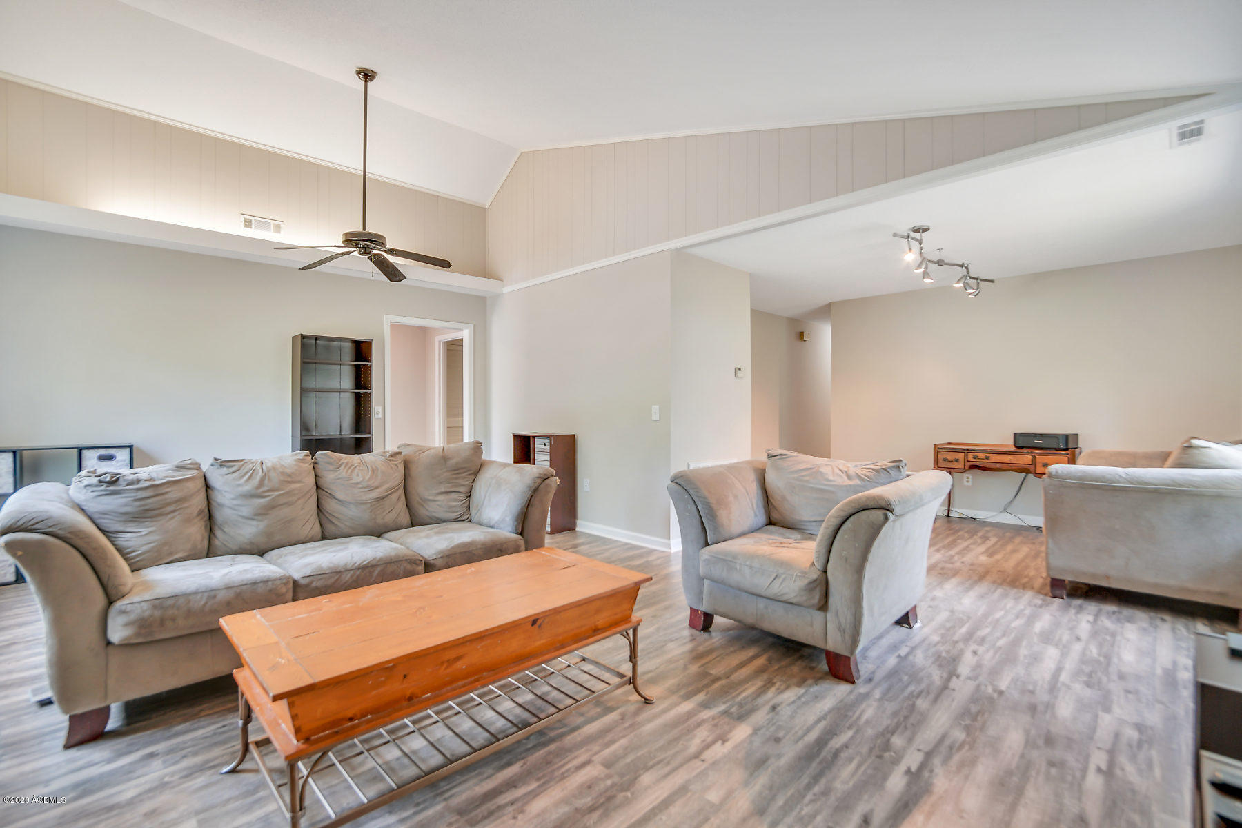 68 Alumni Road Beaufort, SC 29907 - Photo 9 of 40 DSC07933-SMALL