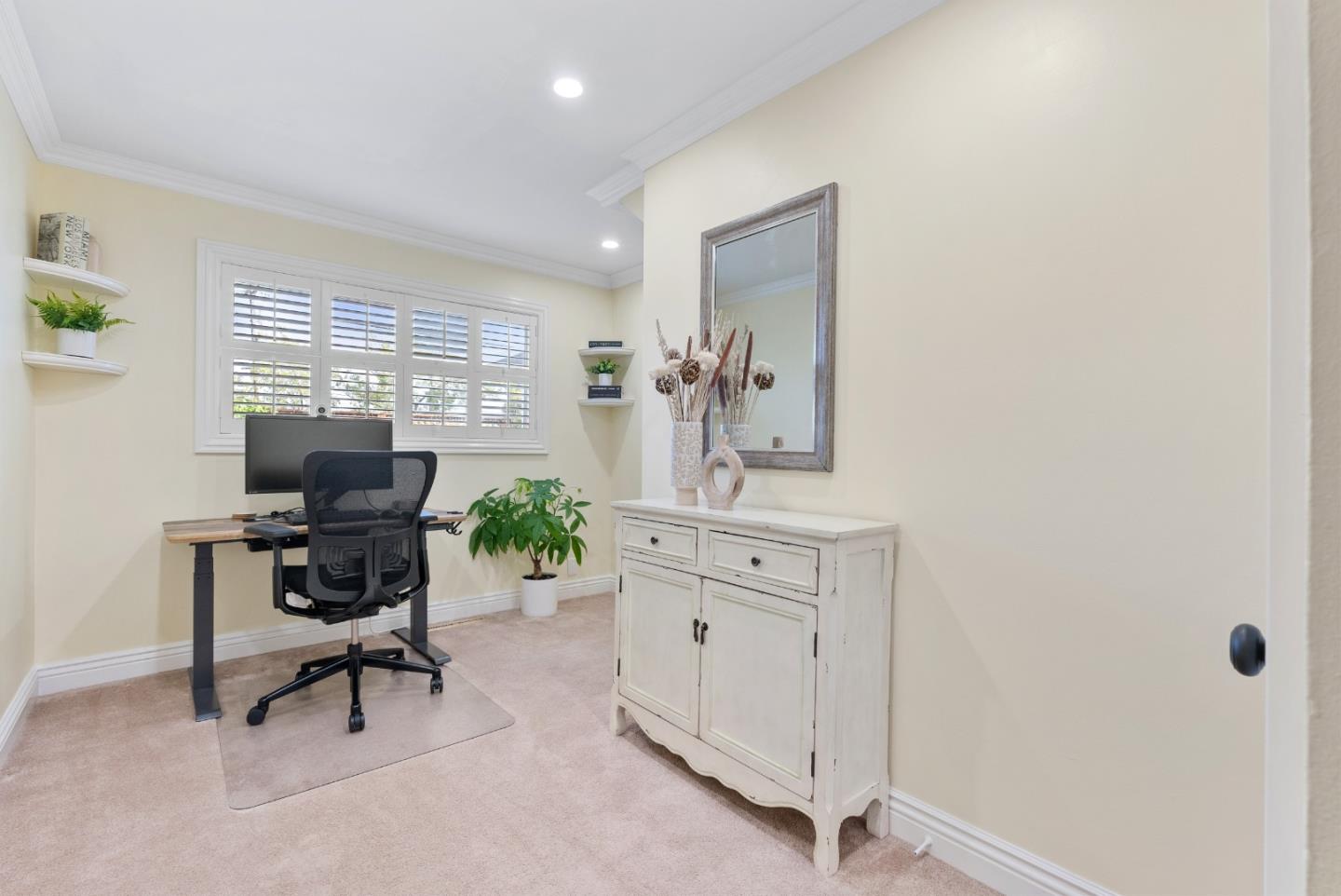 1075 Annapolis Drive San Mateo, CA 94403 - Photo 12 of 34