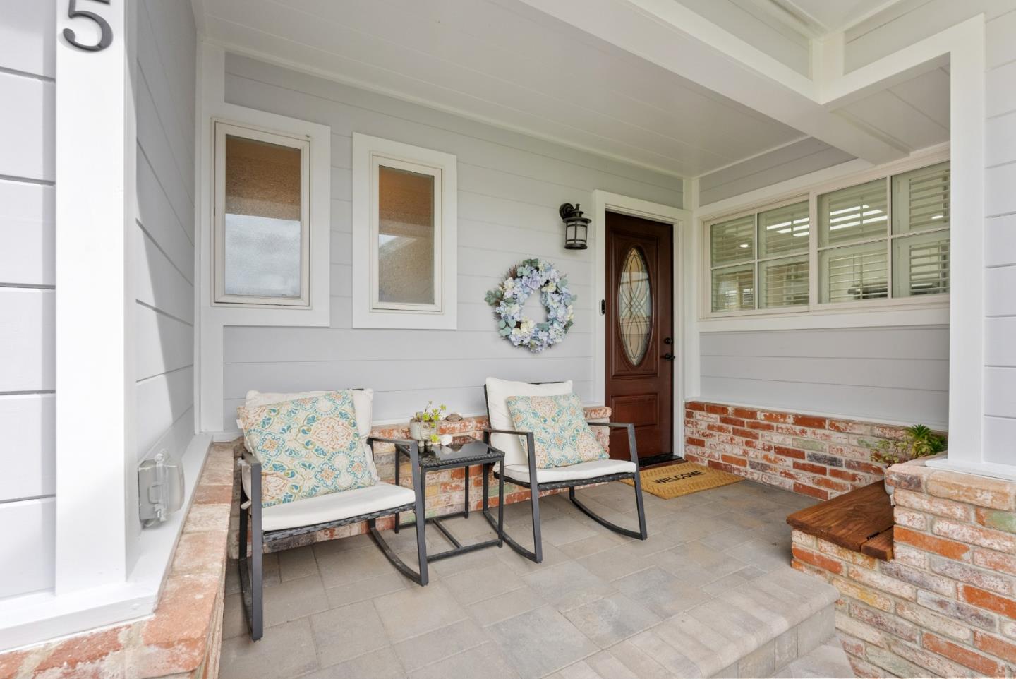 1075 Annapolis Drive San Mateo, CA 94403 - Photo 2 of 34