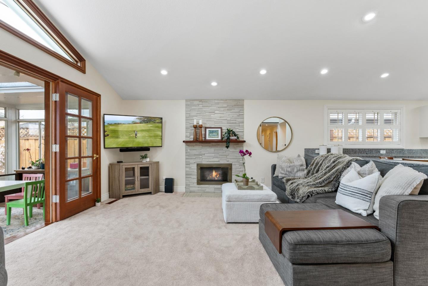 1075 Annapolis Drive San Mateo, CA 94403 - Photo 6 of 34