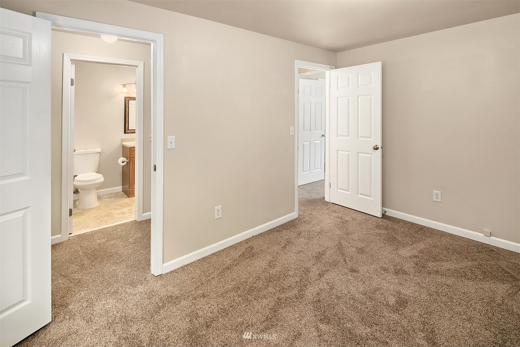 16541 132nd Place Southeast Renton, WA 98058 - Photo 14 of 23 Gallery Image 14