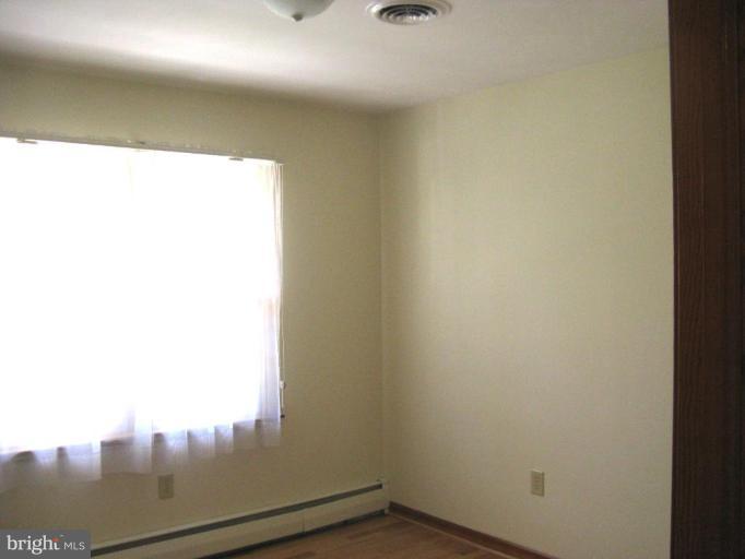 11814 Patrick Road Hagerstown, MD 21742 - Photo 7 of 15 Bedroom #2
