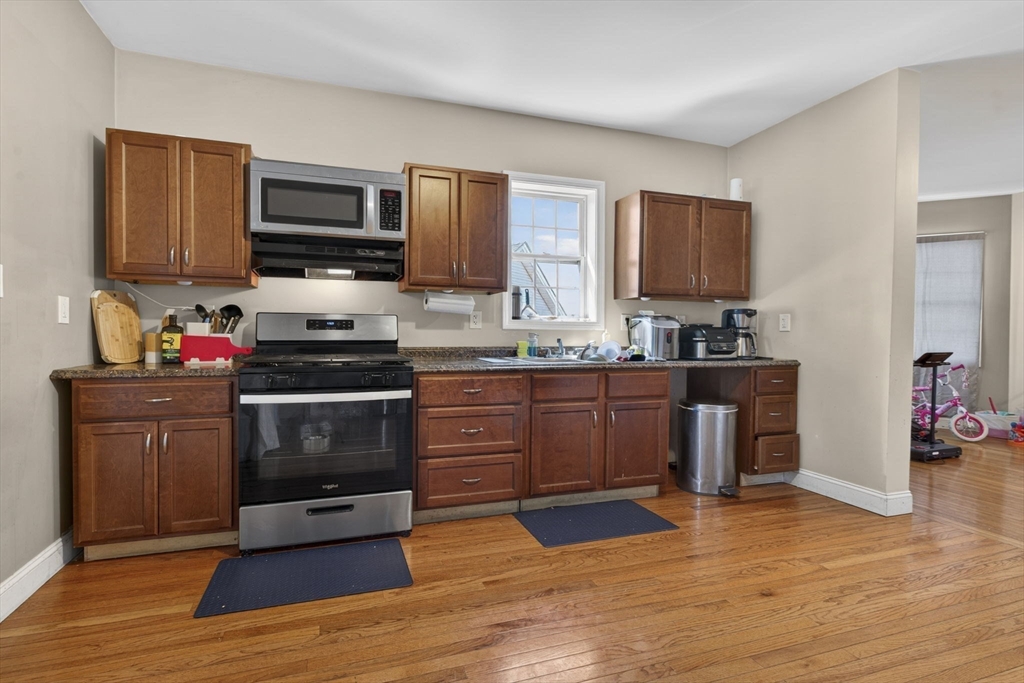 206 Irving Street Fall River, MA 02723 - Photo 21 of 30