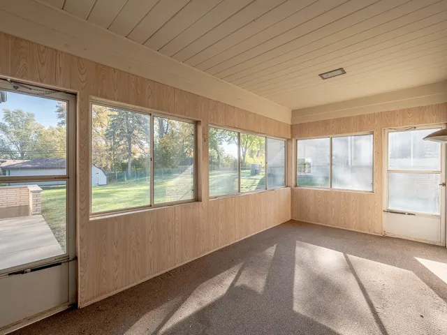 $349,900 | 12443 South McVickers Avenue, Palos Heights, IL 60463