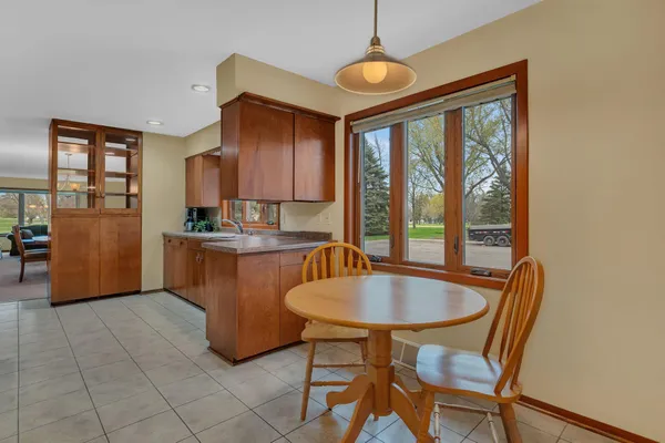 $229,000 | 311 East Oak Avenue, Olivia, MN 56277
