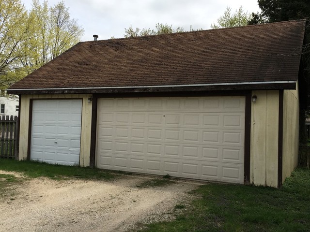 733 North 12th Street DeKalb, IL 60115 - Photo 12 of 14