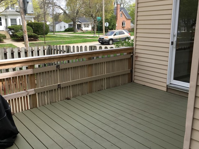 733 North 12th Street DeKalb, IL 60115 - Photo 13 of 14 a view of a wooden deck