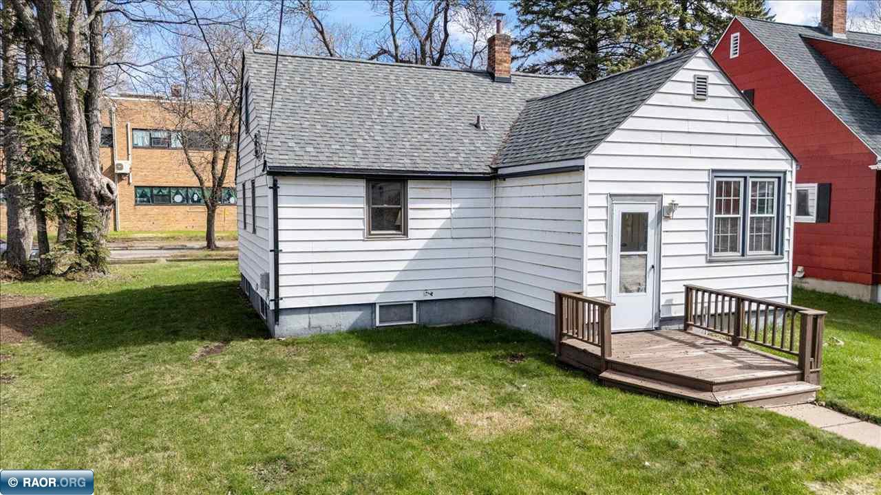 1306 12th Street South Virginia, MN 55792 - Photo 2 of 32