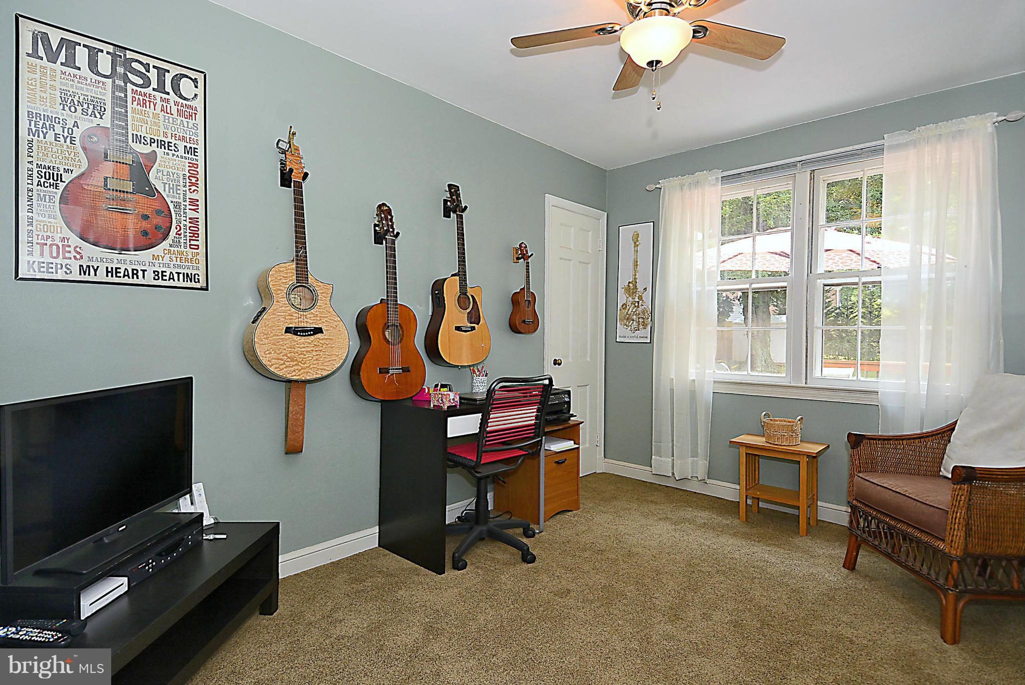 4516 Saul Road Bethesda, MD 20814 - Photo 17 of 30 Bedroom 3