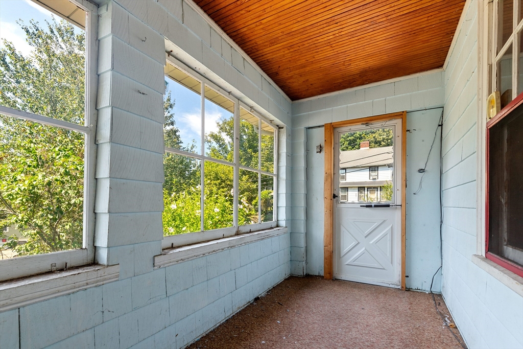 6 Peter Tufts Road Arlington, MA 02474 - Photo 23 of 35 a view of room with window and front door