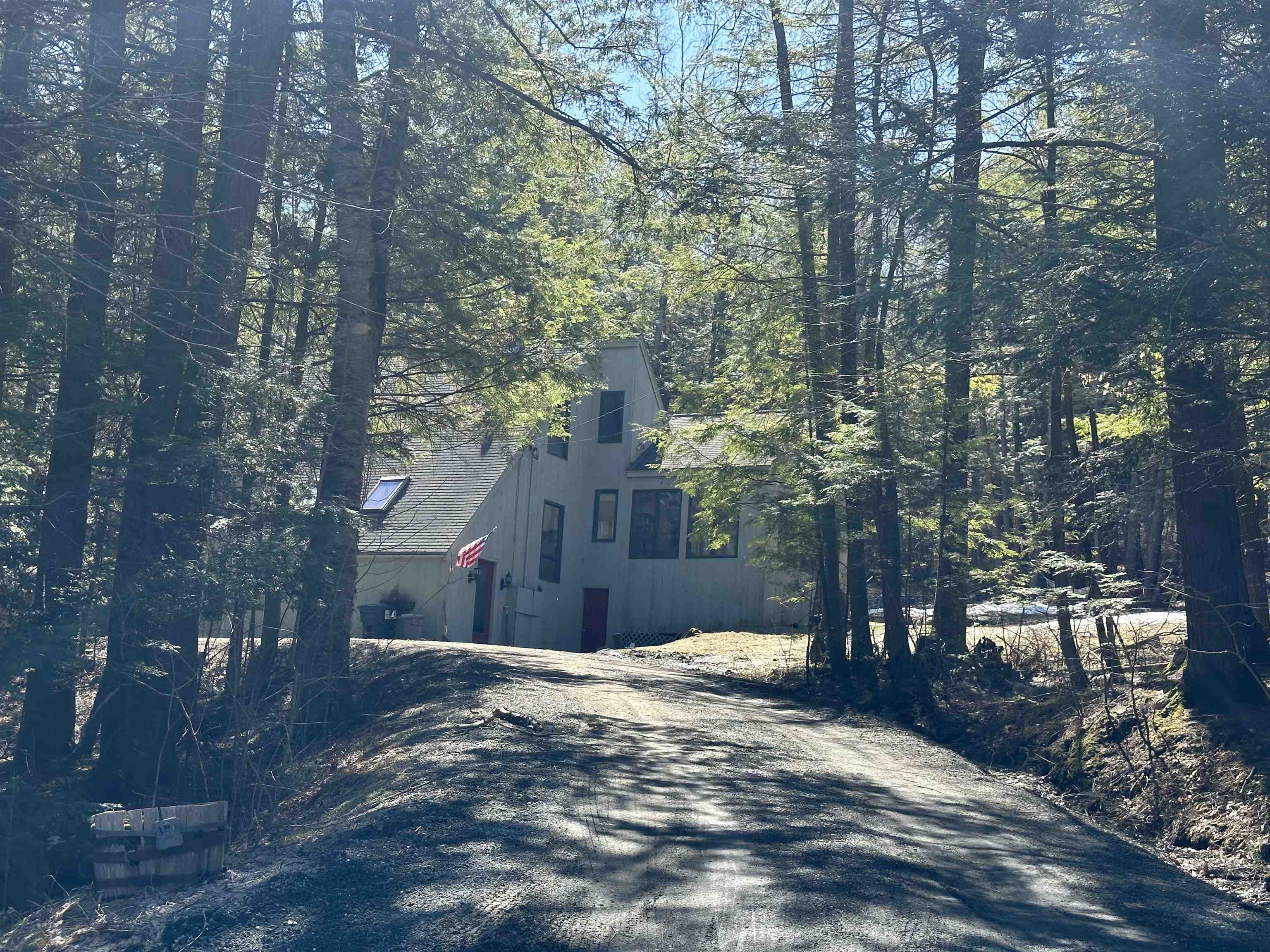 220 Marsh Family Road Hartford, VT 05059 - Photo 1 of 37 Gallery Image 1