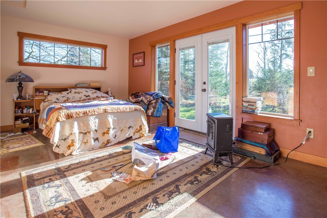 305 East Laurel Road Bellingham, WA 98226 - Photo 15 of 22