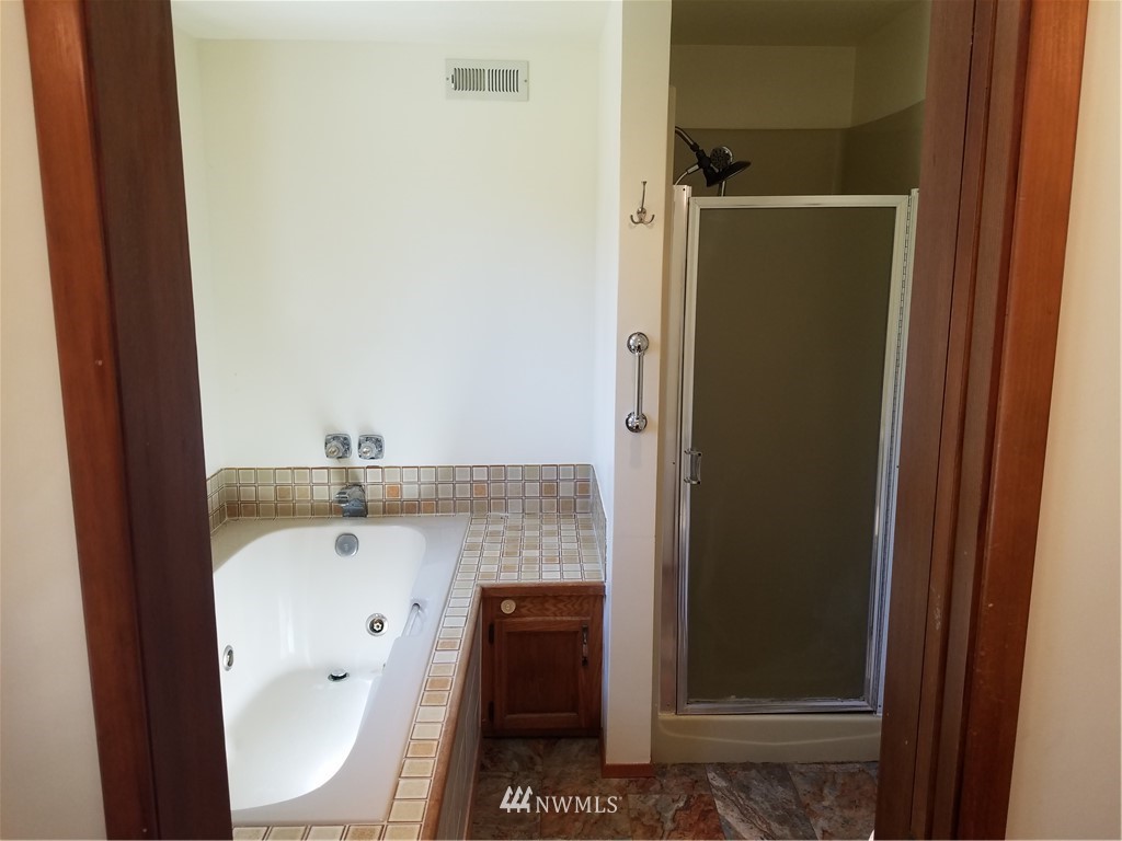 305 East Laurel Road Bellingham, WA 98226 - Photo 17 of 22