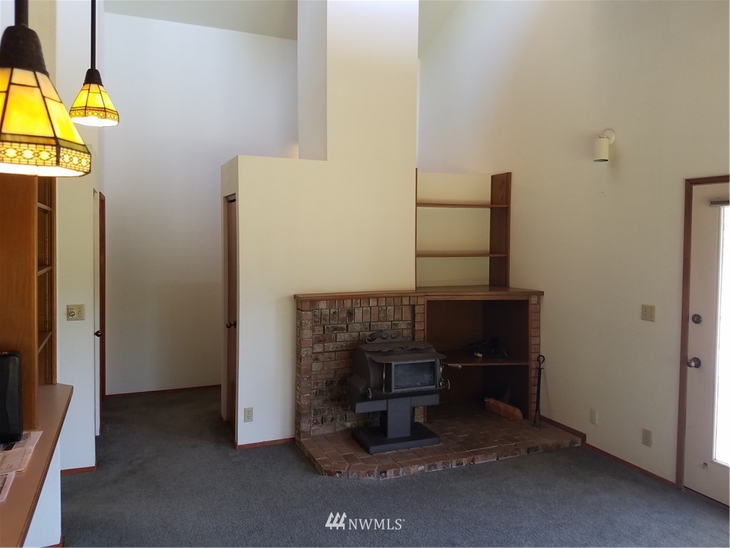 305 East Laurel Road Bellingham, WA 98226 - Photo 19 of 22