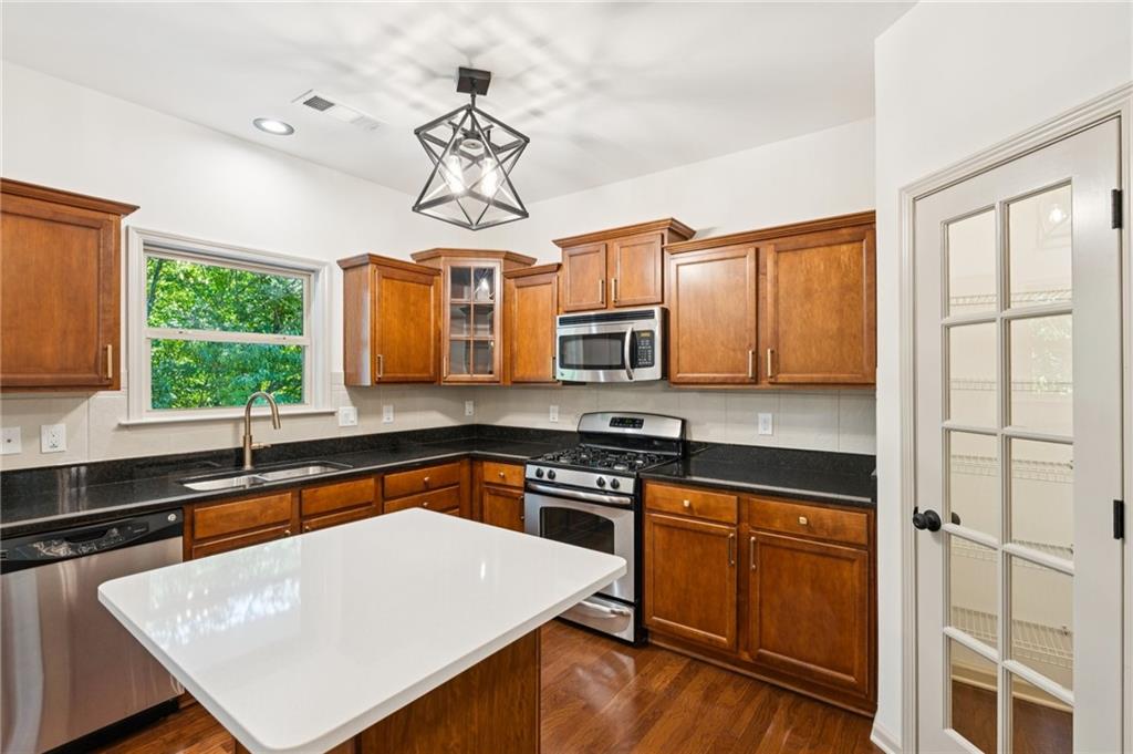 5780 Vinyard Lane Cumming, GA 30041 - Photo 14 of 46