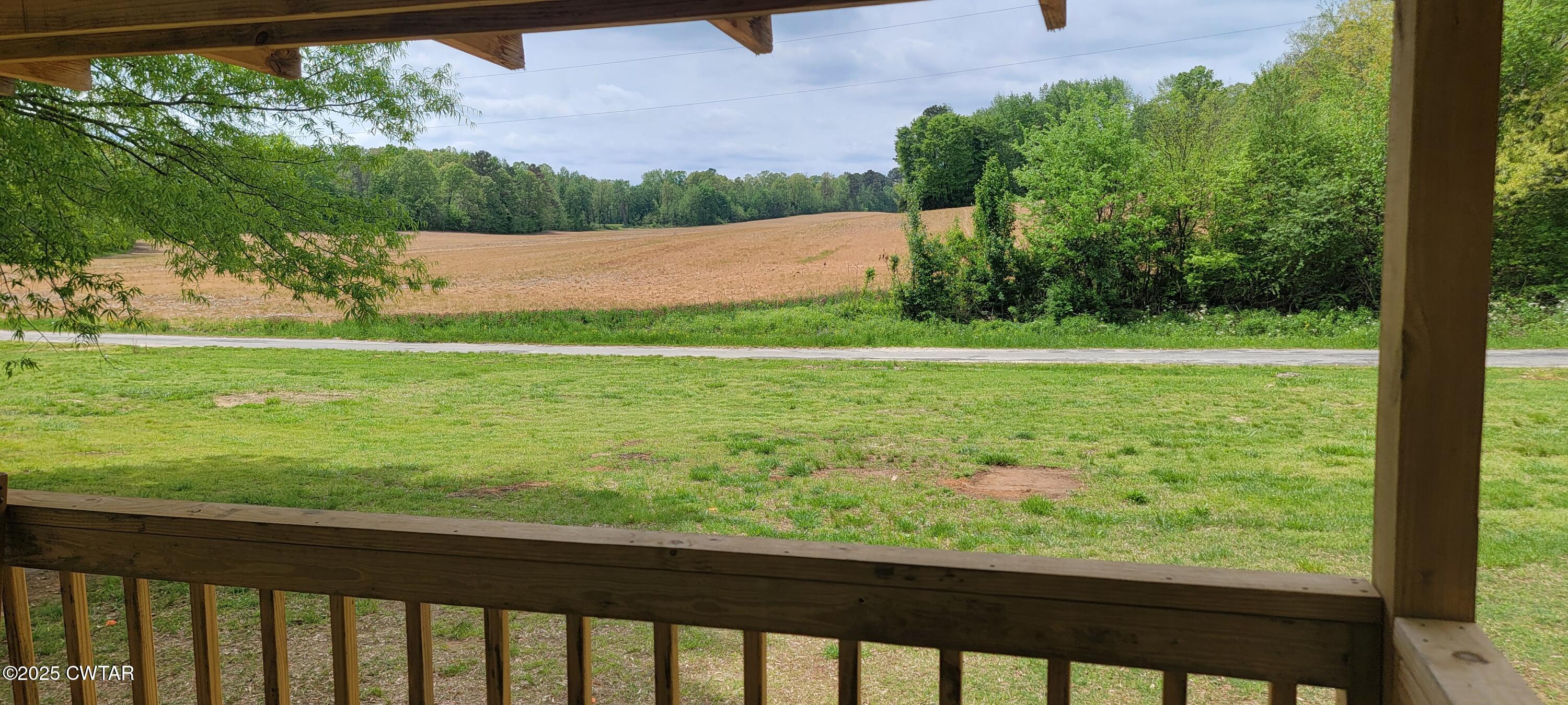 620 Hamilton Road Lexington, TN 38351 - Photo 6 of 7 a view of outdoor space and yard