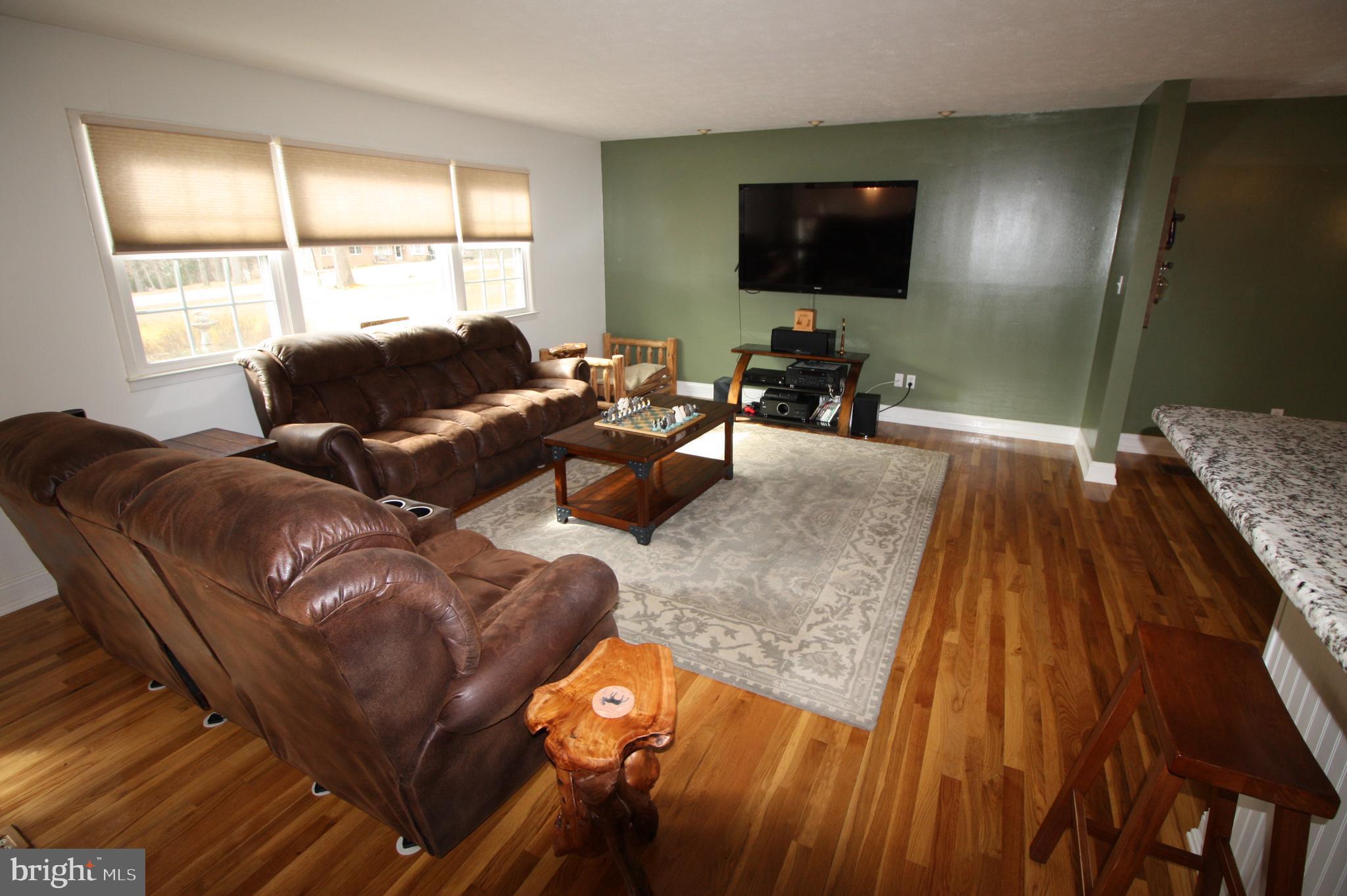 4340 Columbia Park Road Pomfret, MD 20675 - Photo 11 of 29 Main living room