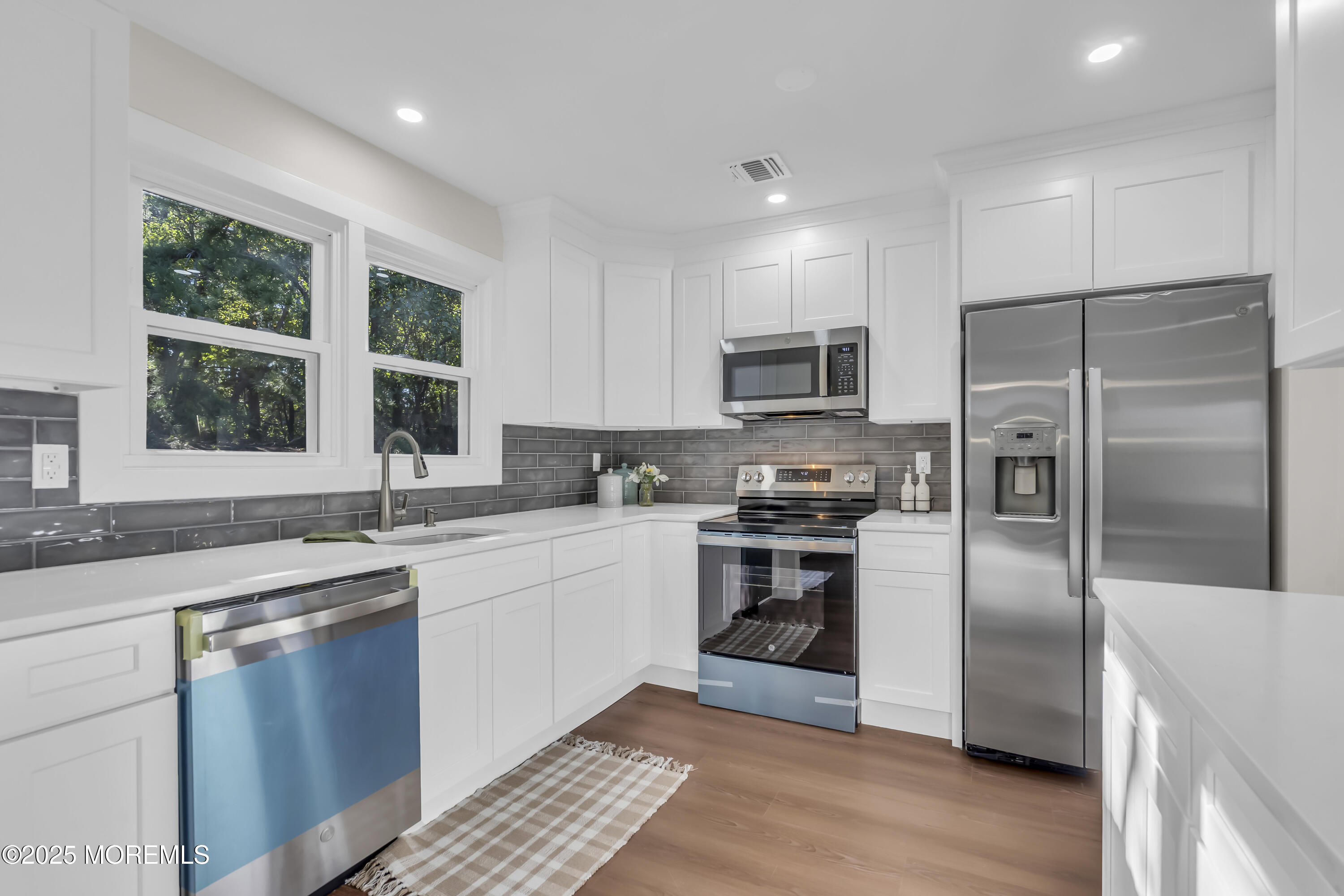 24 Churchill Road, Unit 71 Whiting, NJ 08759 - Photo 12 of 32 033_dsc08420_388
