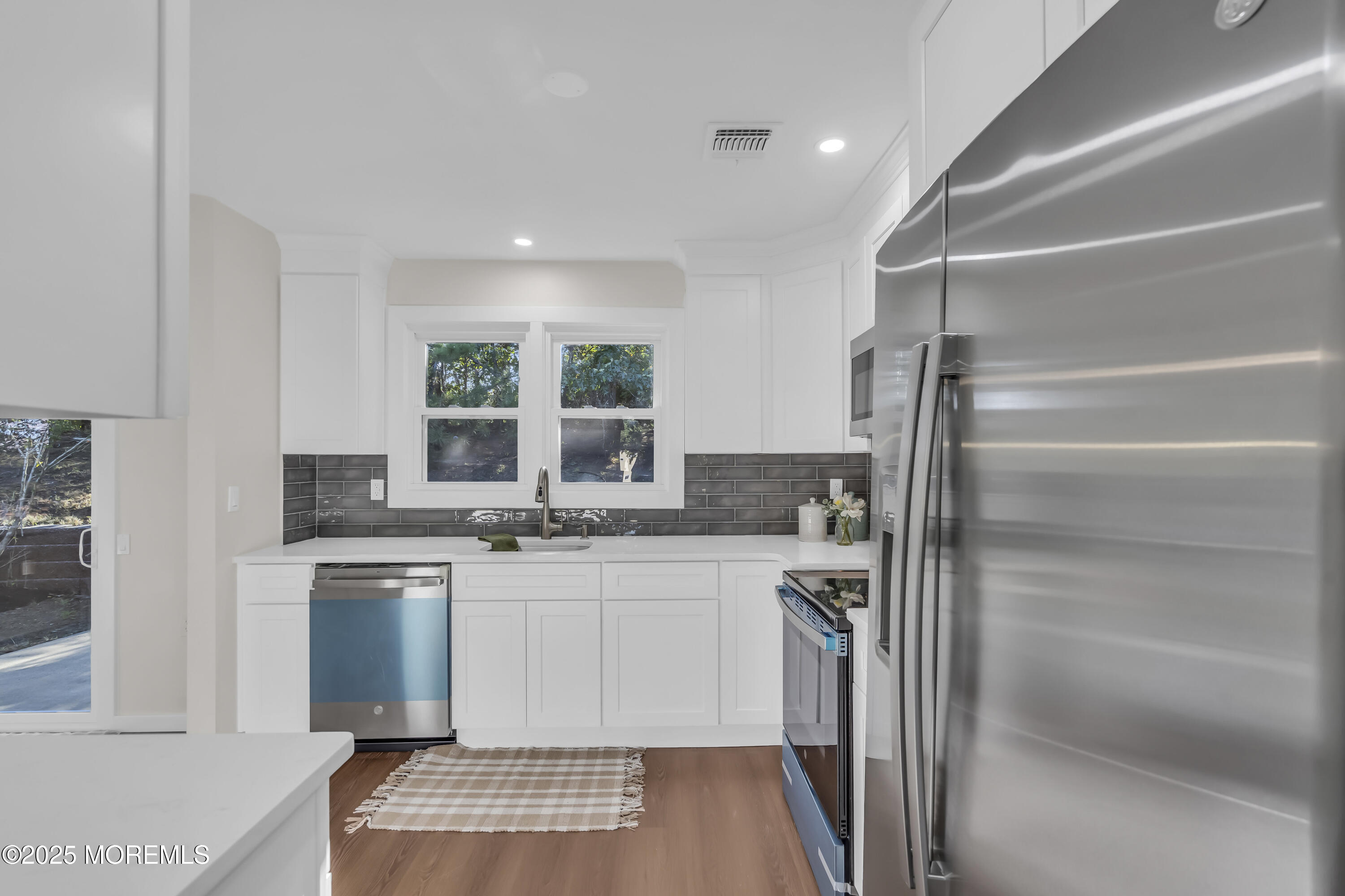24 Churchill Road, Unit 71 Whiting, NJ 08759 - Photo 9 of 32 030_dsc08400_515