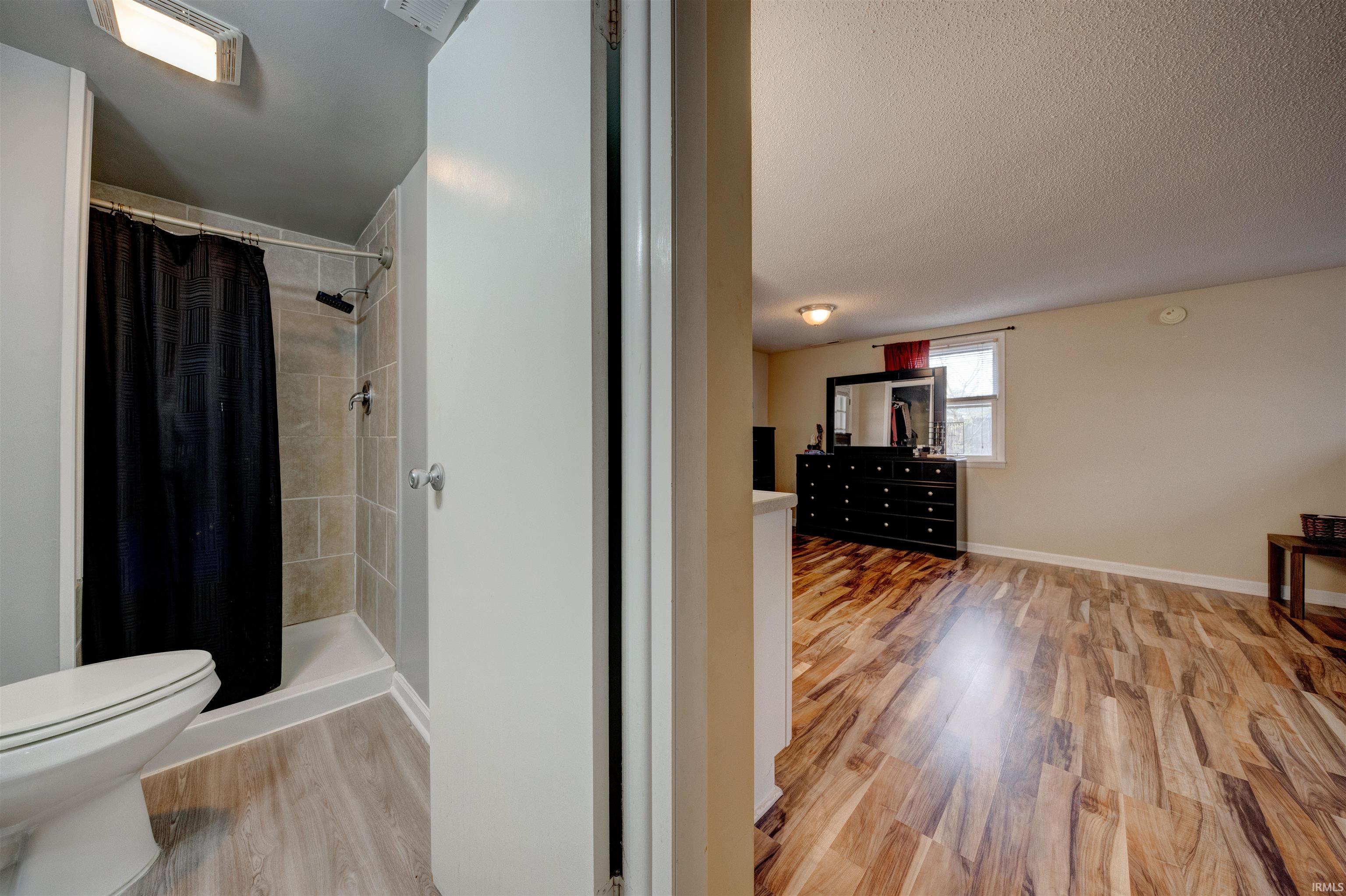 525 West Mill Road Evansville, IN 47710 - Photo 24 of 33