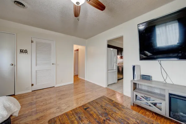 $225,000 | 525 West Mill Road, Evansville, IN 47710