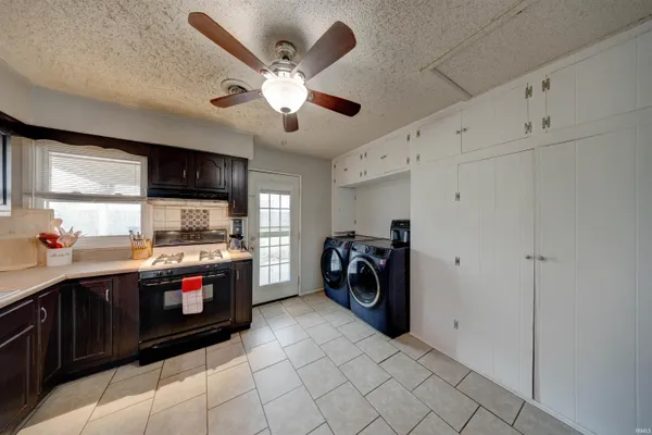 $225,000 | 525 West Mill Road, Evansville, IN 47710