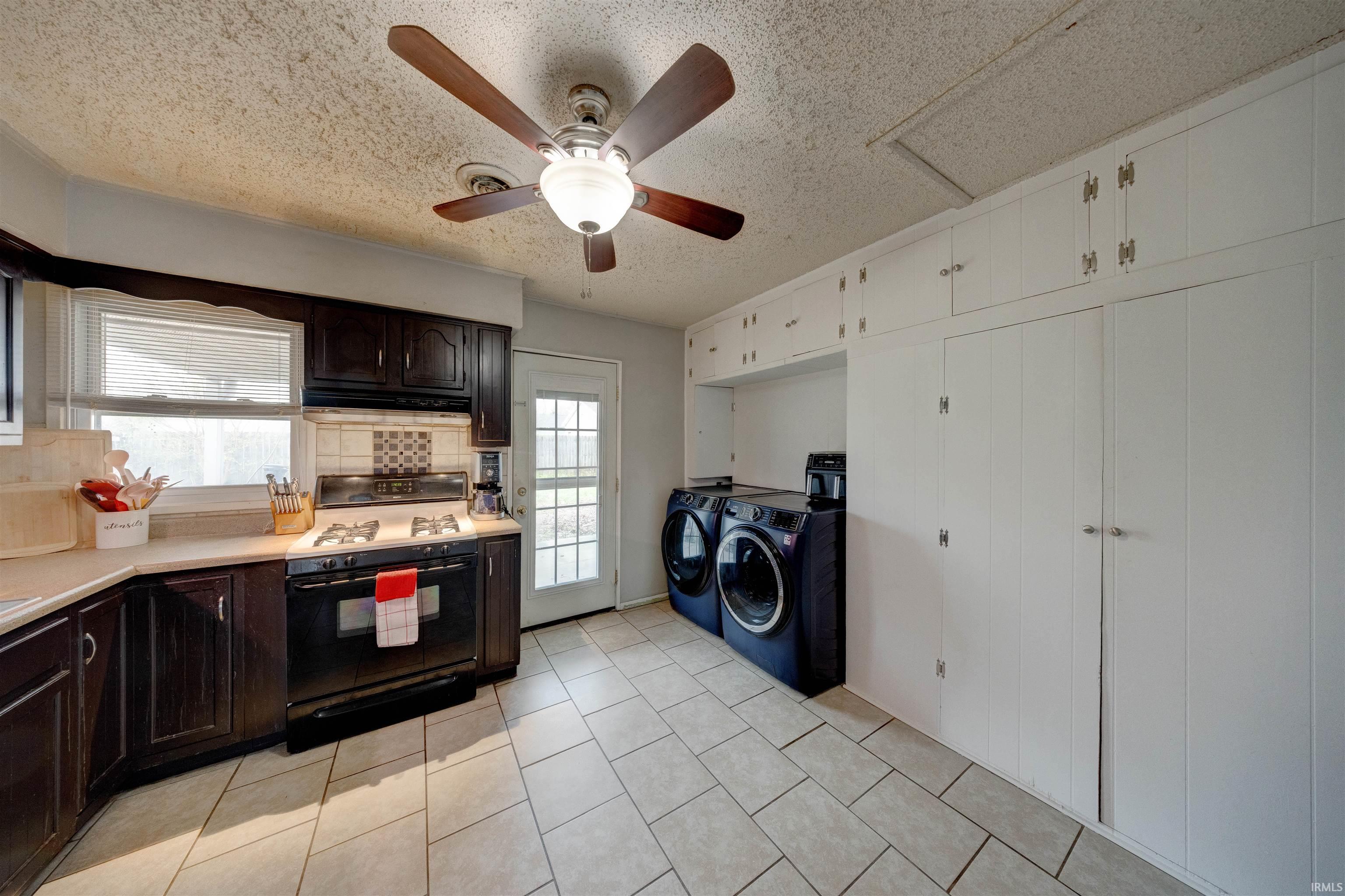 525 West Mill Road Evansville, IN 47710 - Photo 8 of 33