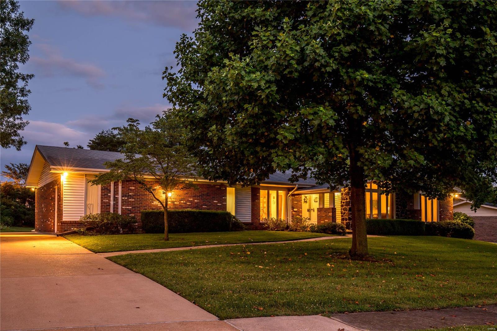 1012 Cla Ter Ri Drive Ballwin, MO 63011 - Photo 11 of 53 Gallery Image 11