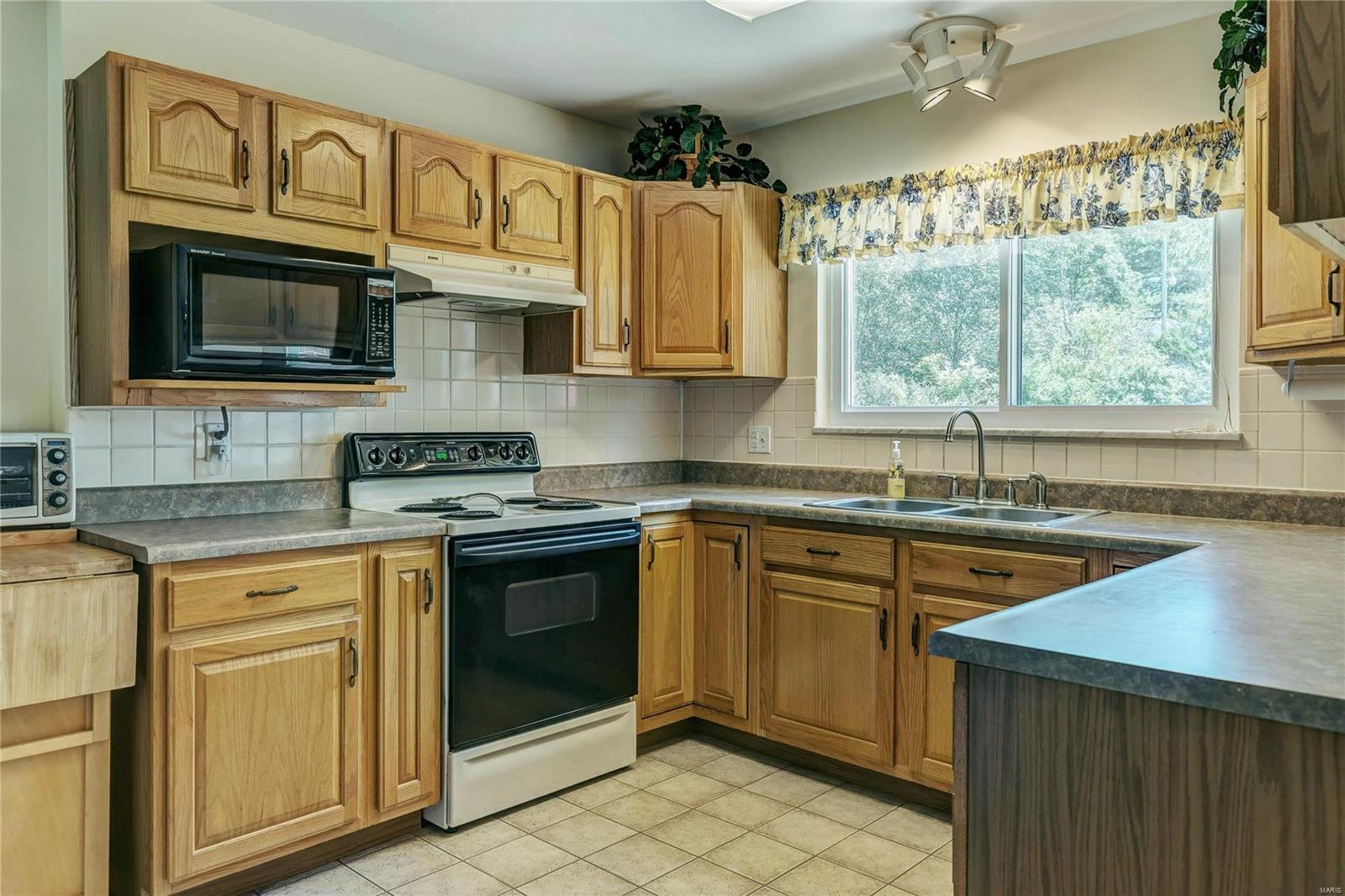 1012 Cla Ter Ri Drive Ballwin, MO 63011 - Photo 16 of 53 Gallery Image 16