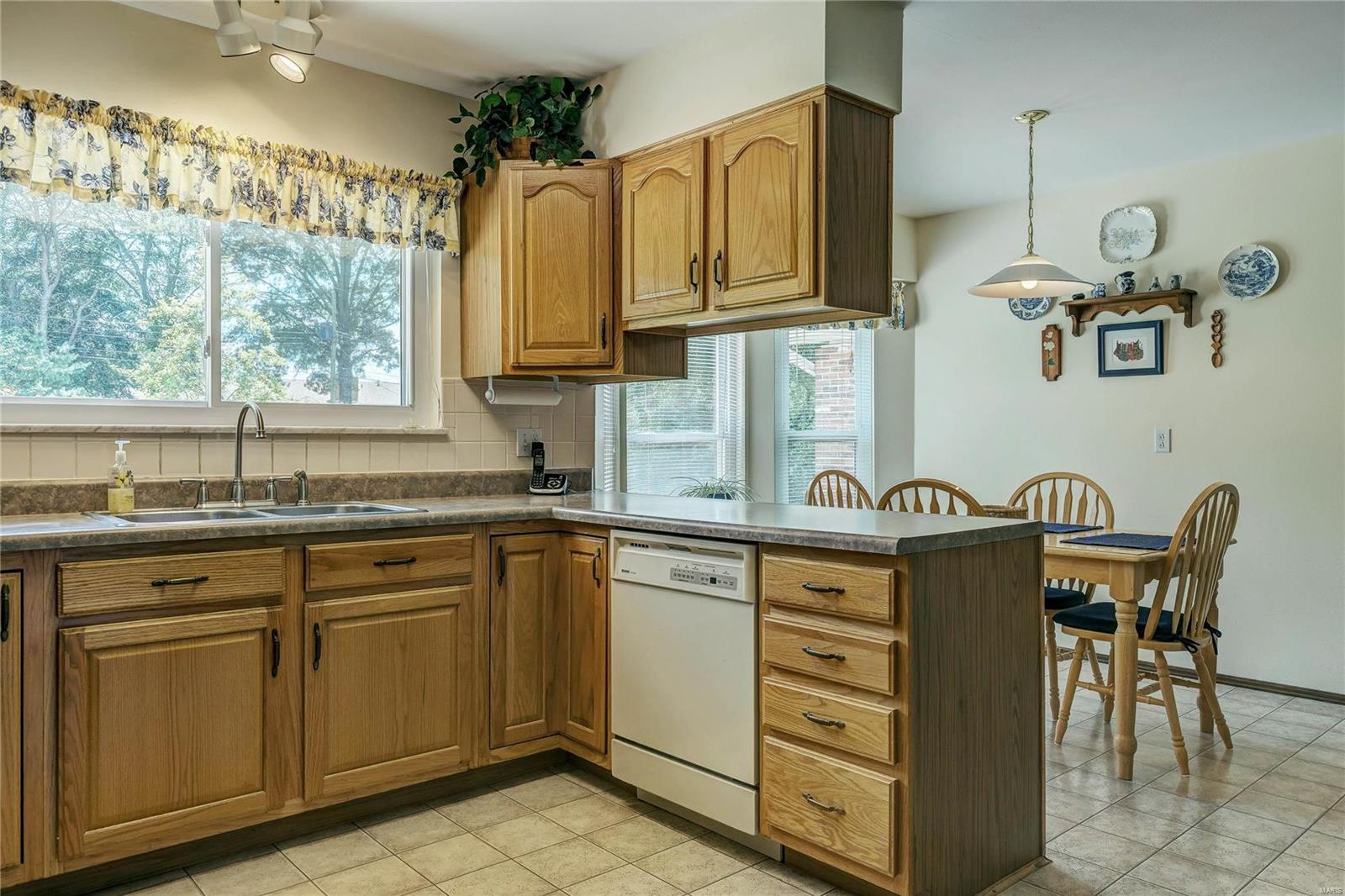 1012 Cla Ter Ri Drive Ballwin, MO 63011 - Photo 18 of 53 Gallery Image 18