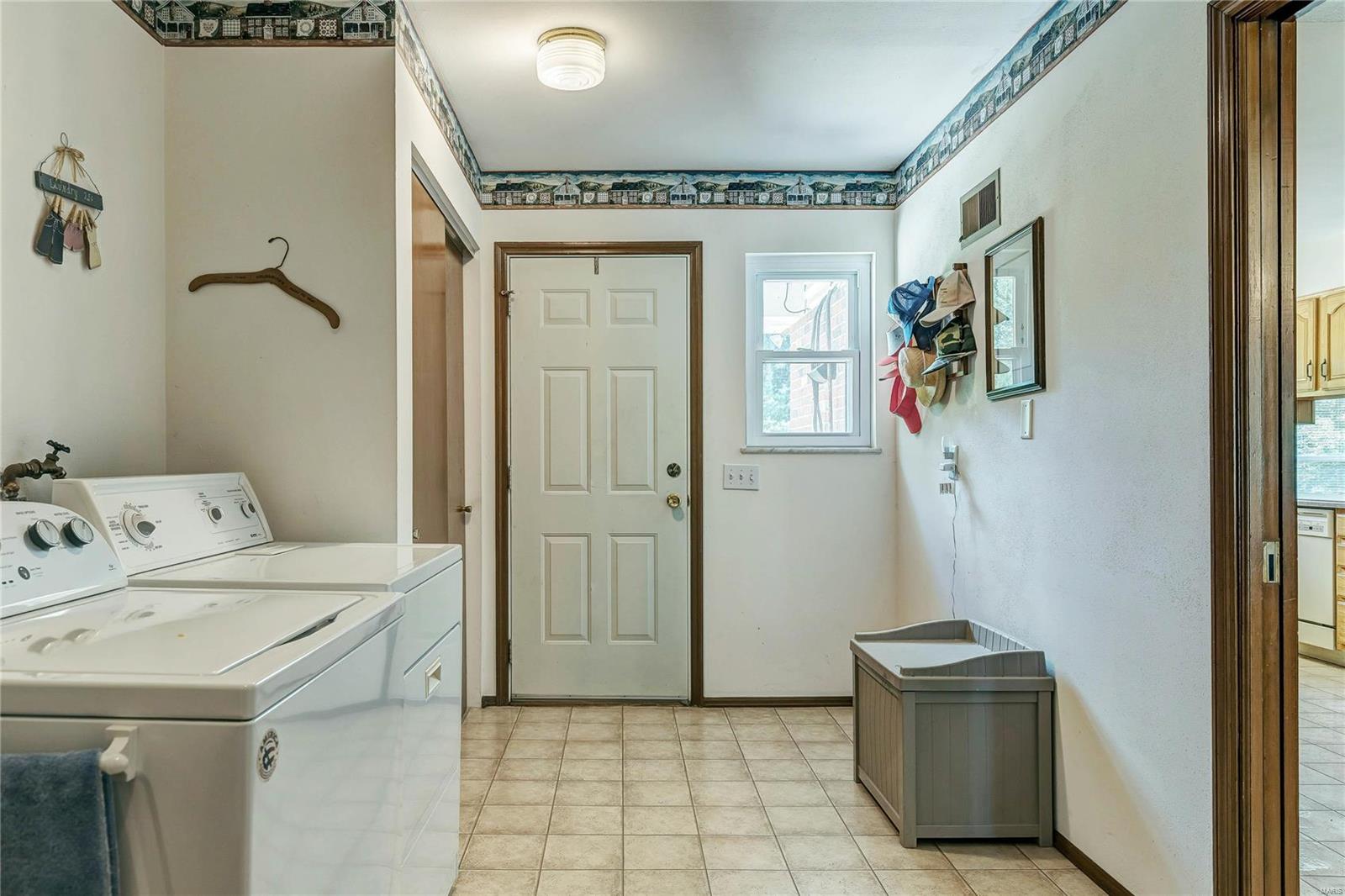 1012 Cla Ter Ri Drive Ballwin, MO 63011 - Photo 23 of 53 Gallery Image 23