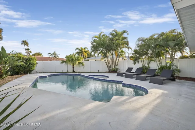 $685,000 | 380 Cherry Court, Satellite Beach, FL 32937