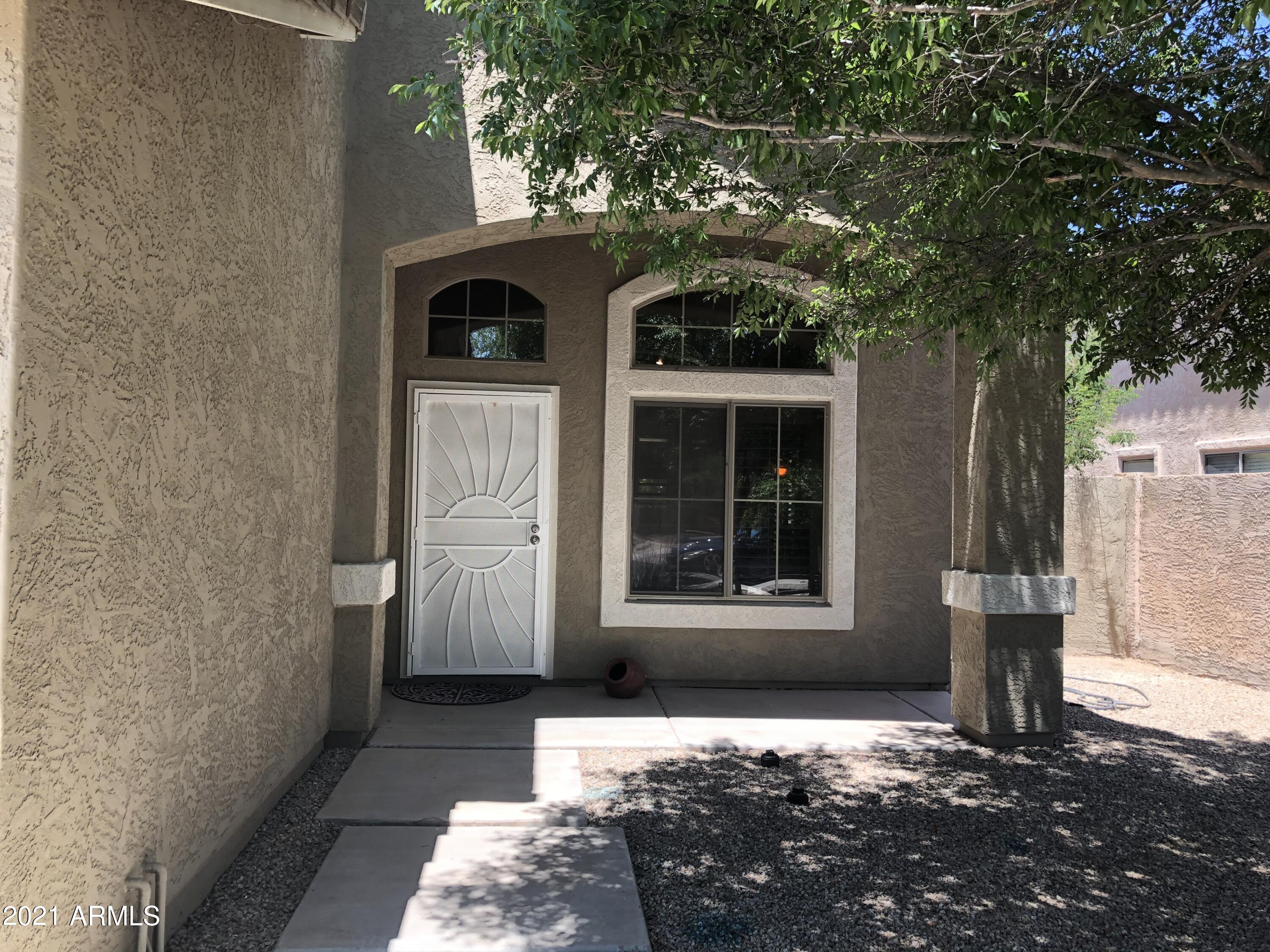 2500 South Sunnyvale Avenue Gilbert, AZ 85295 - Photo 2 of 30 IMG_6937