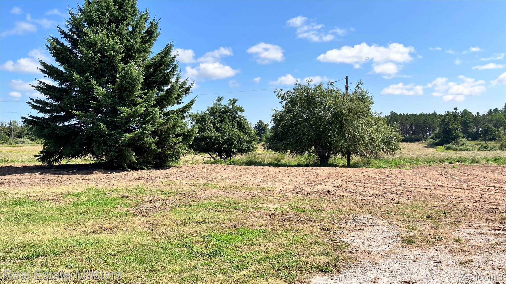 300 East Hubert Road Spruce, MI 48762 - Photo 7 of 8 FullSizeRender.jpeg