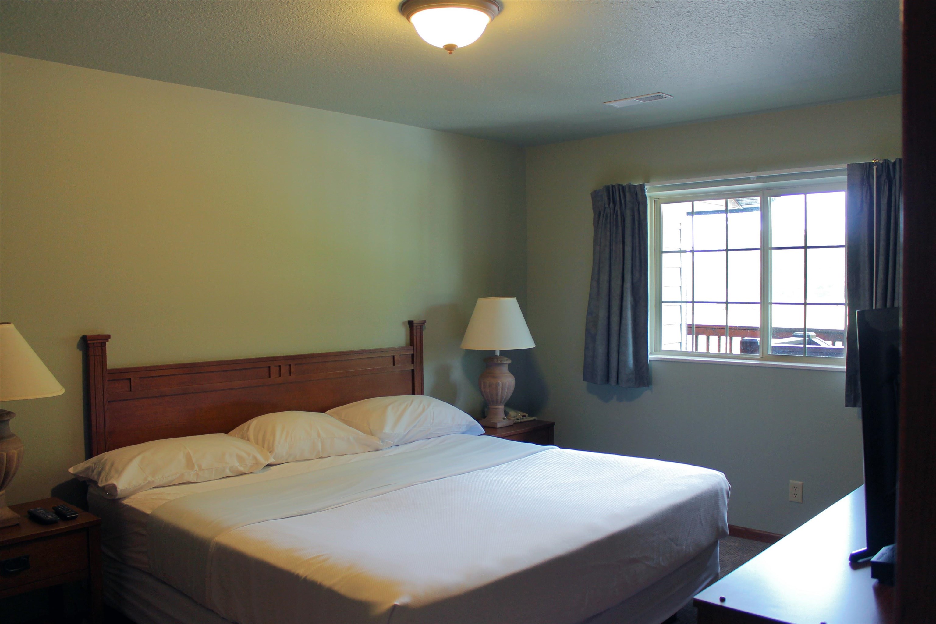 2022 Wild Eagle Lane, Unit 237 Eagle River, WI 54521 - Photo 12 of 25