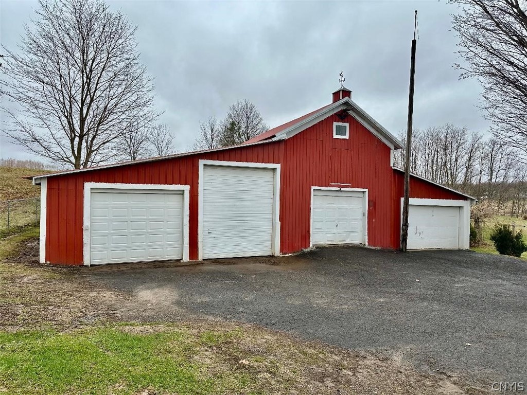 900 Old State Road Sterling, NY 13156 - Photo 6 of 44
