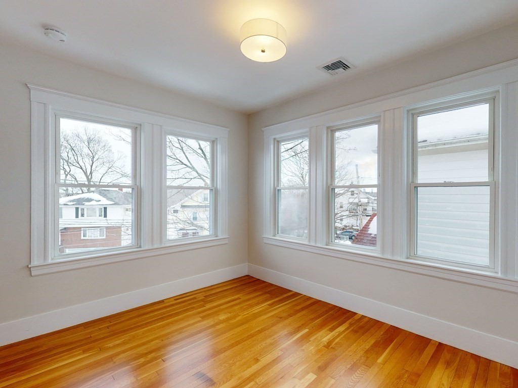 70 Edgecliff Road, Unit 70 Watertown, MA 02472 - Photo 20 of 41 Gallery Image 20