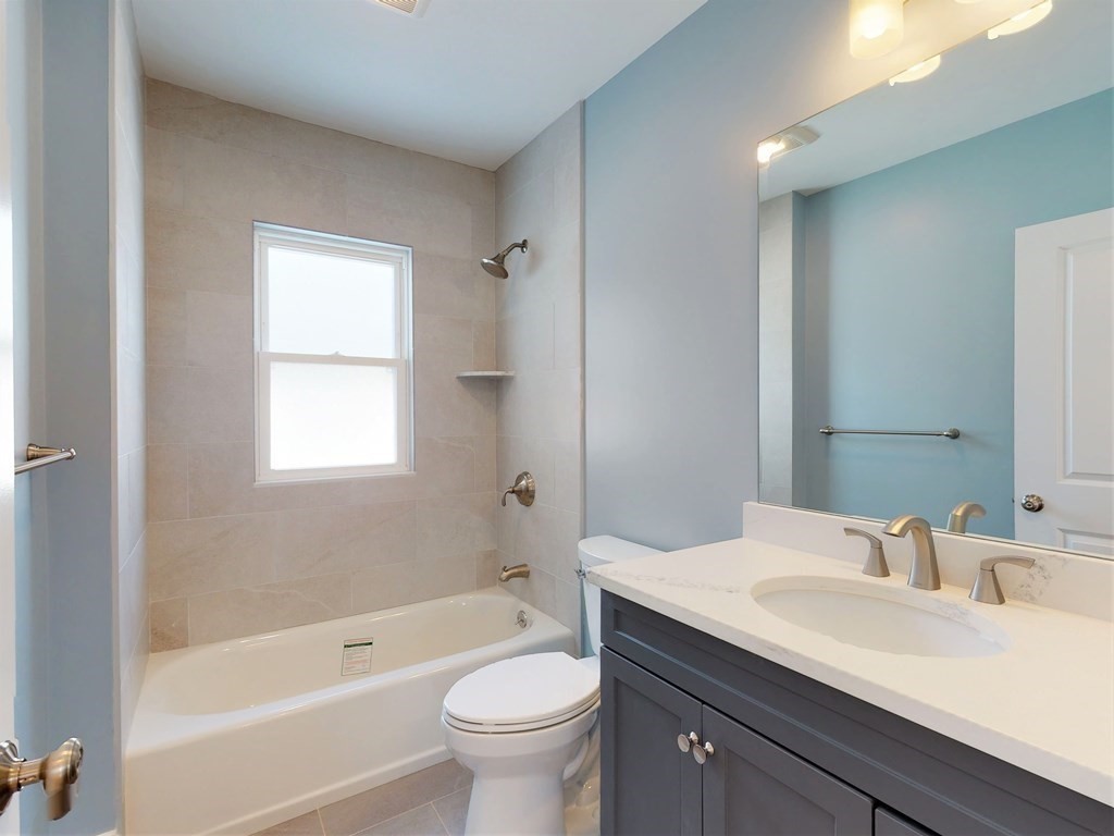 70 Edgecliff Road, Unit 70 Watertown, MA 02472 - Photo 21 of 41 Gallery Image 21