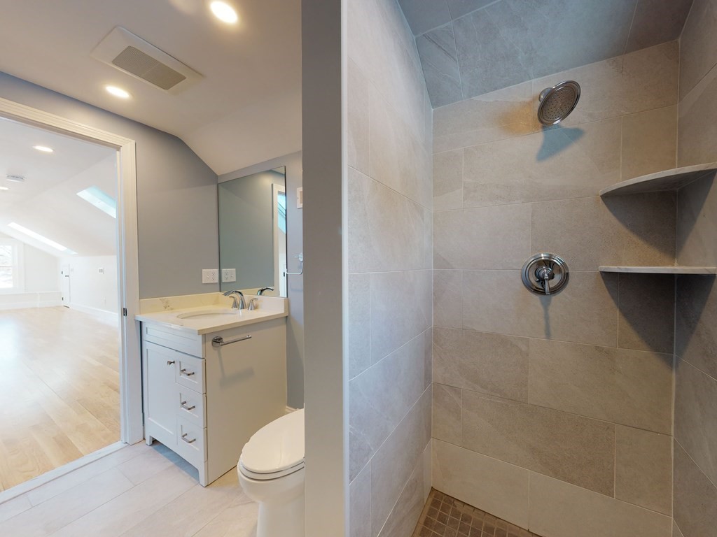 70 Edgecliff Road, Unit 70 Watertown, MA 02472 - Photo 36 of 41 Gallery Image 36