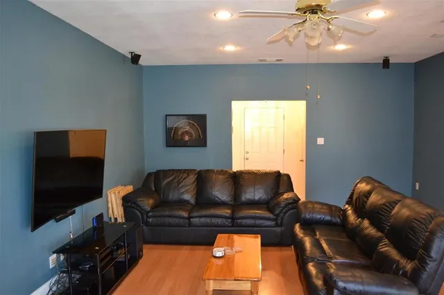 $2,050 | 5004 Ivycrest Trail, Arlington, TX 76017